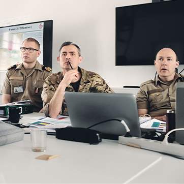 Elever på Master i Militære Studier på kursus.